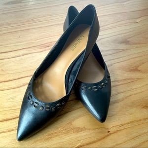 Nine West Black Leather Pointed Flats Size 8
